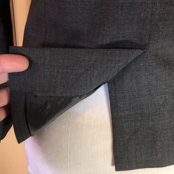 J CREW  Size 2P Classic Gray 3-Button Jacket PREPPY Stretchy Wool Lined $399 NEW - Picture 10 of 16